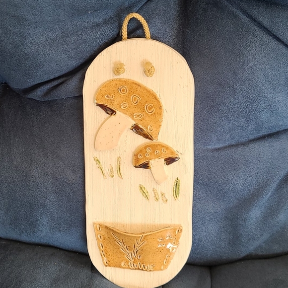 Decorative ceramic mushrooms. - Picture 3 of 7